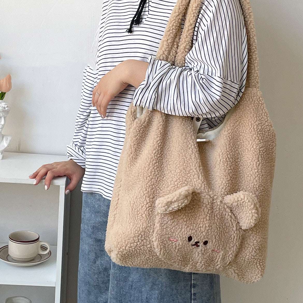 Personalized Bag For Women 3D Cartoon Bear Lamb Wool Shoulder Bag Winter High Capacity Daily Shopping Bags Girls College Style Handbags